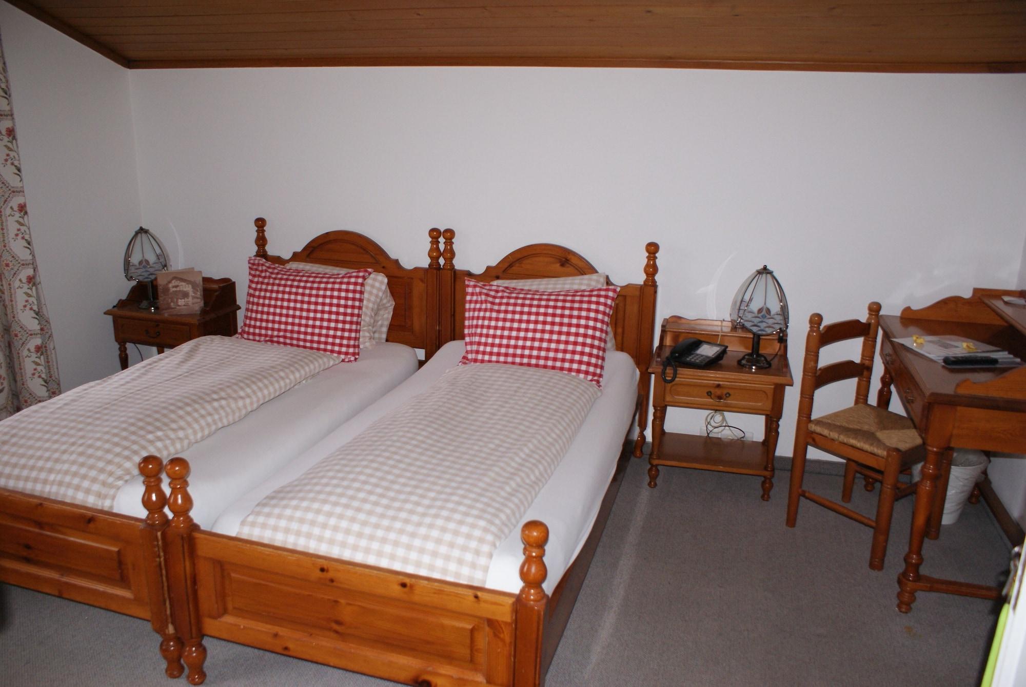 Baeren Hotel, The Bear 3*