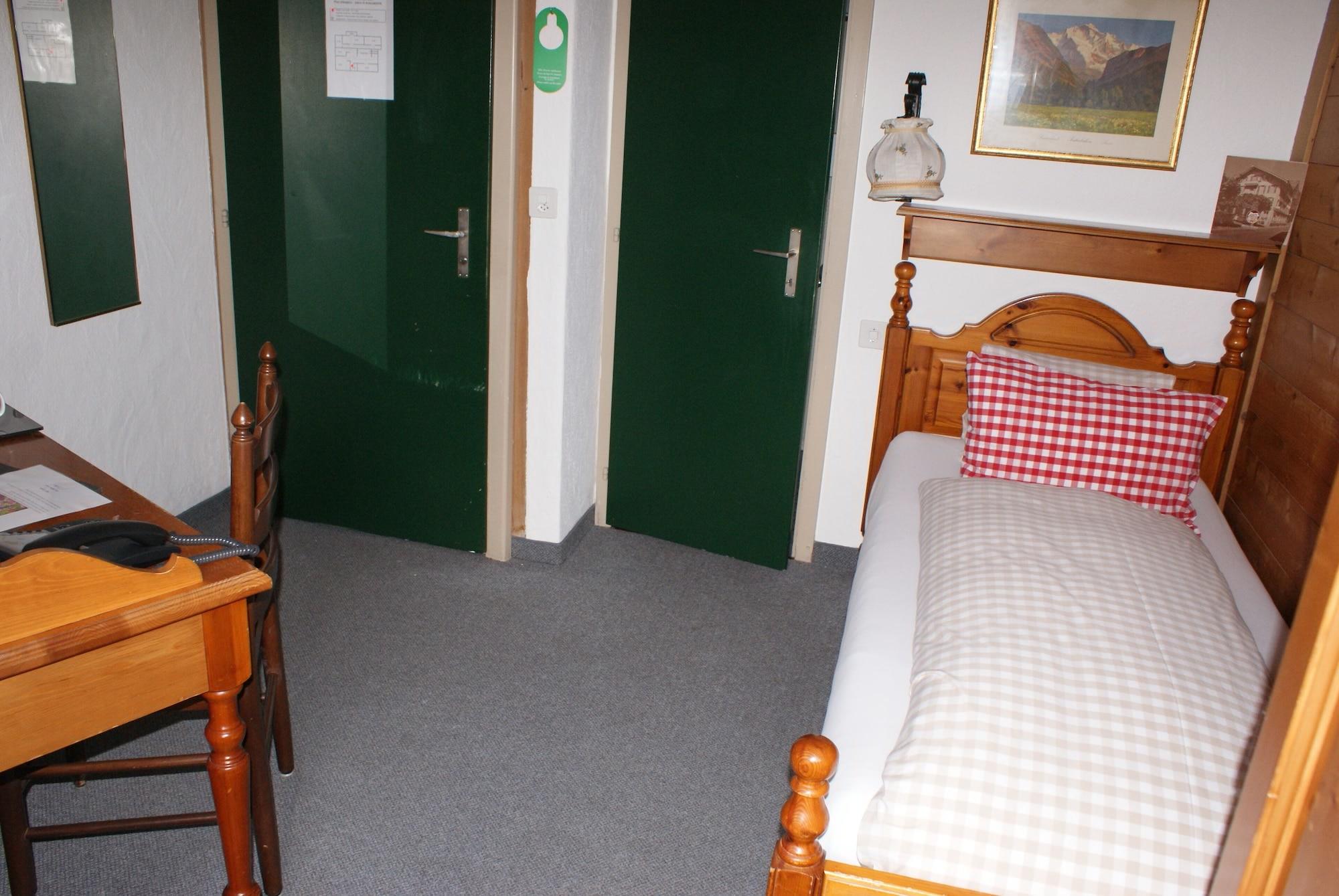Inn Baeren Hotel, The Bear 3*