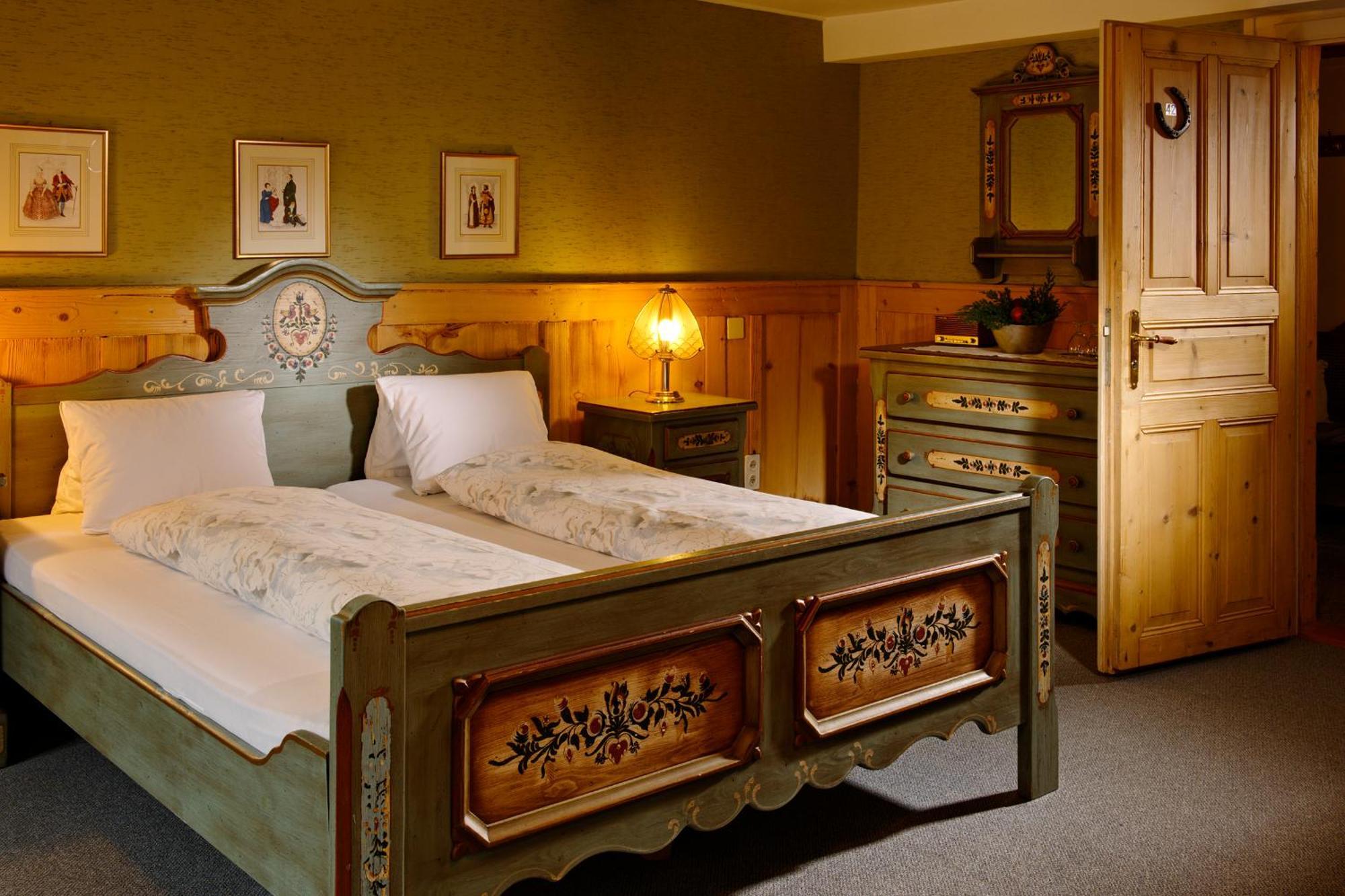 Baeren Hotel, The Bear